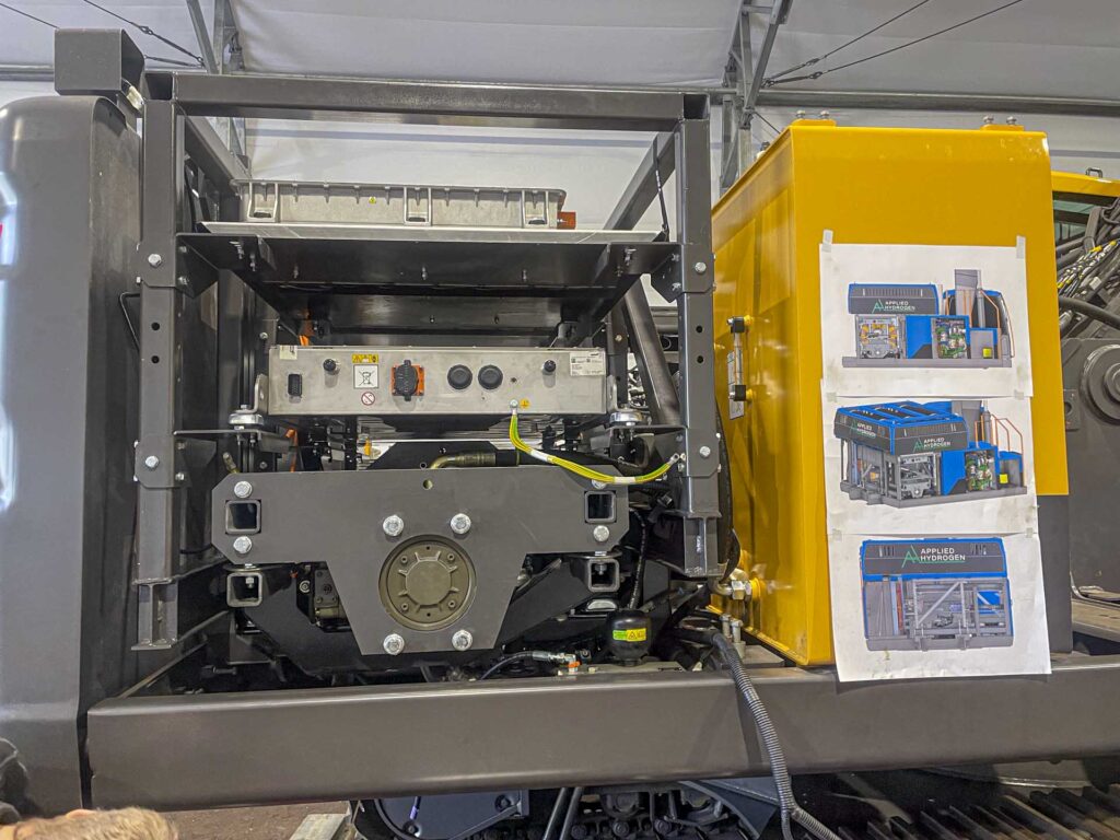 Volvo EC300 med fuel cell brenselscelle hydrogendrift